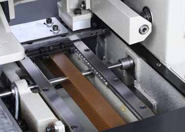 Bảo vệ dây nối đất Máy may công nghiệp tự động với vật cố định cụ thể nhà cung cấp